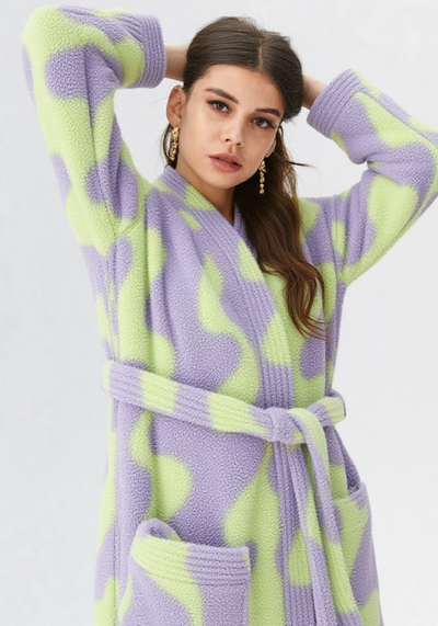 Robe de chambre polaire longue femme - motif abstrait lilas vert vue dos