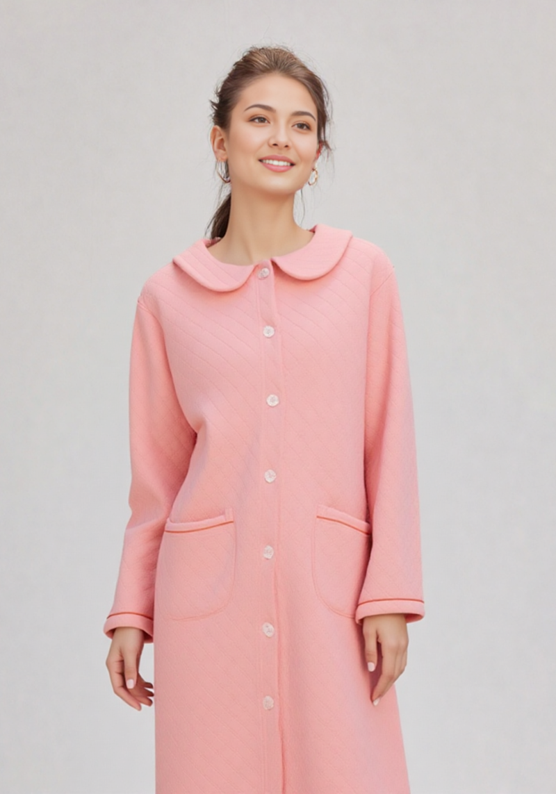 Robe de chambre femme chaude longue boutonnée, vue portée, bouton, boutonne, chaud, femme, hiver, long, mami, polaire, rose