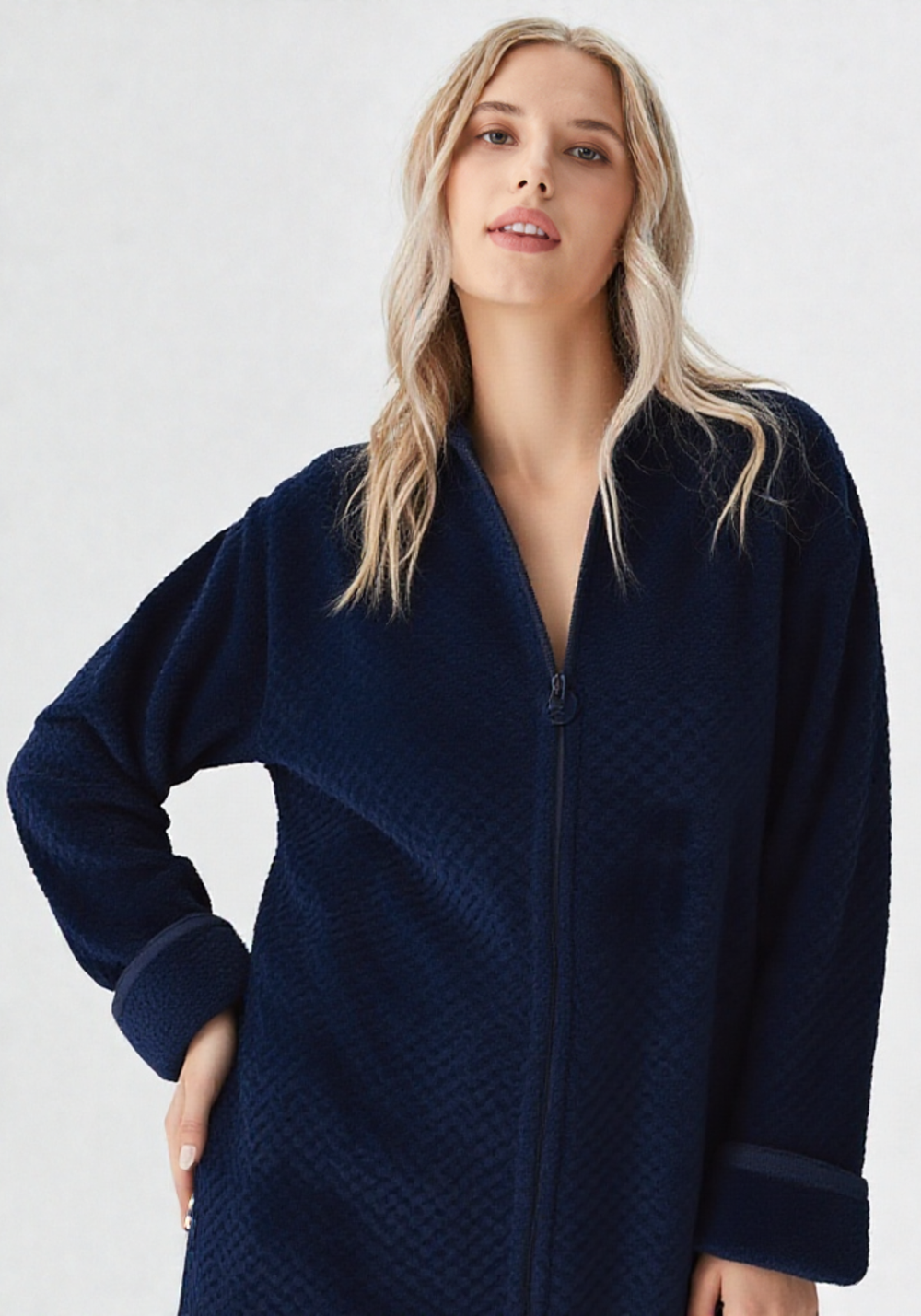 Détail matière et finitions, robe de chambre zippée polaire femme