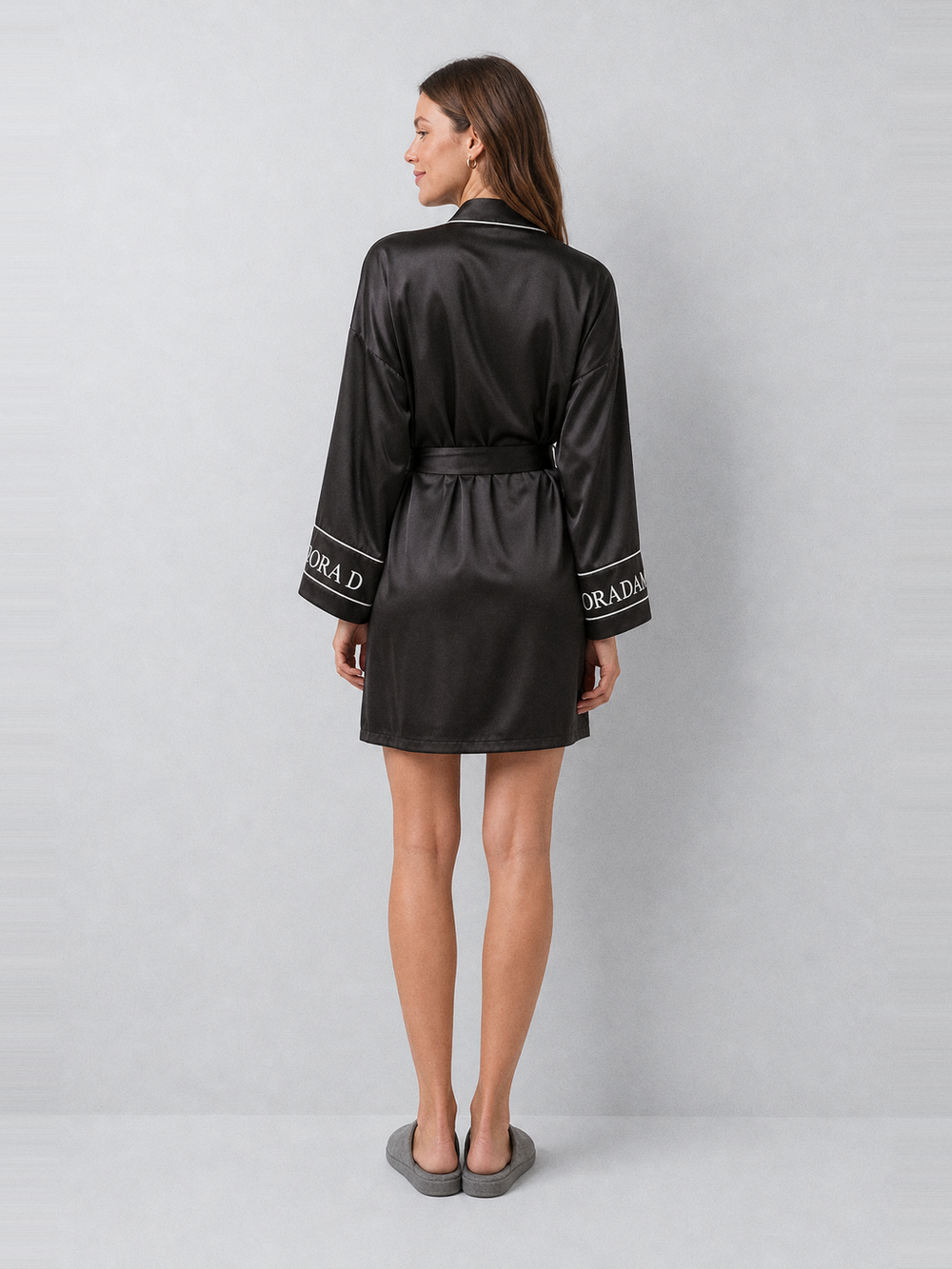 Ensemble chemise de nuit et robe de chambre – vue de dos