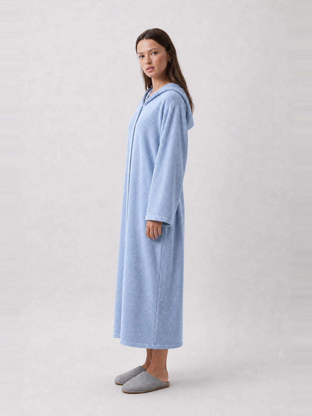 Peignoir éponge zippé femme – longueur portée de profil