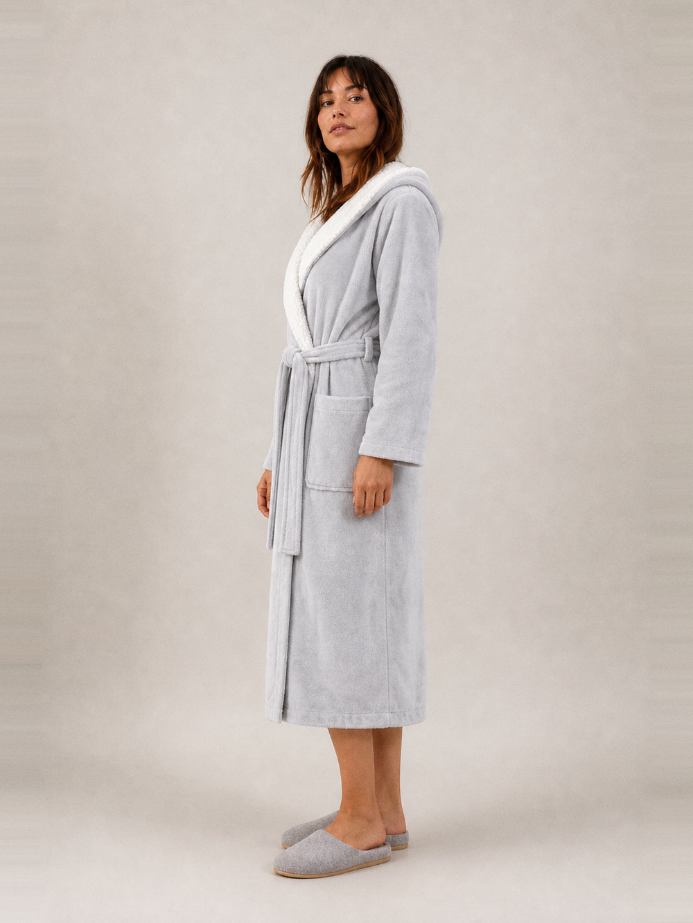Peignoir femme long polaire – longueur portée de profil
