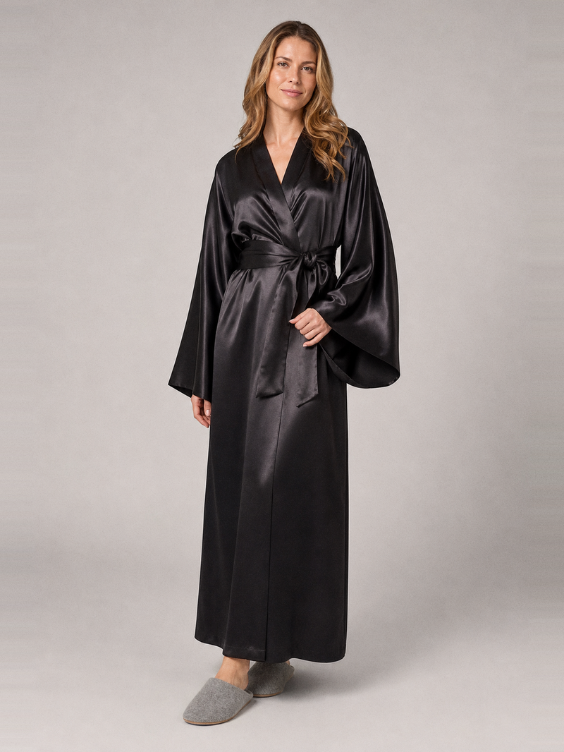 Peignoir femme satin long – portée de face