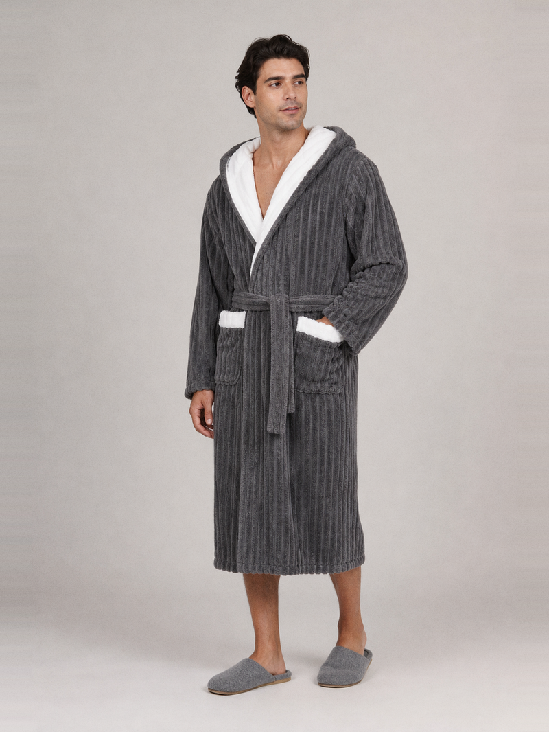 Peignoir homme capuche luxe – portée de face