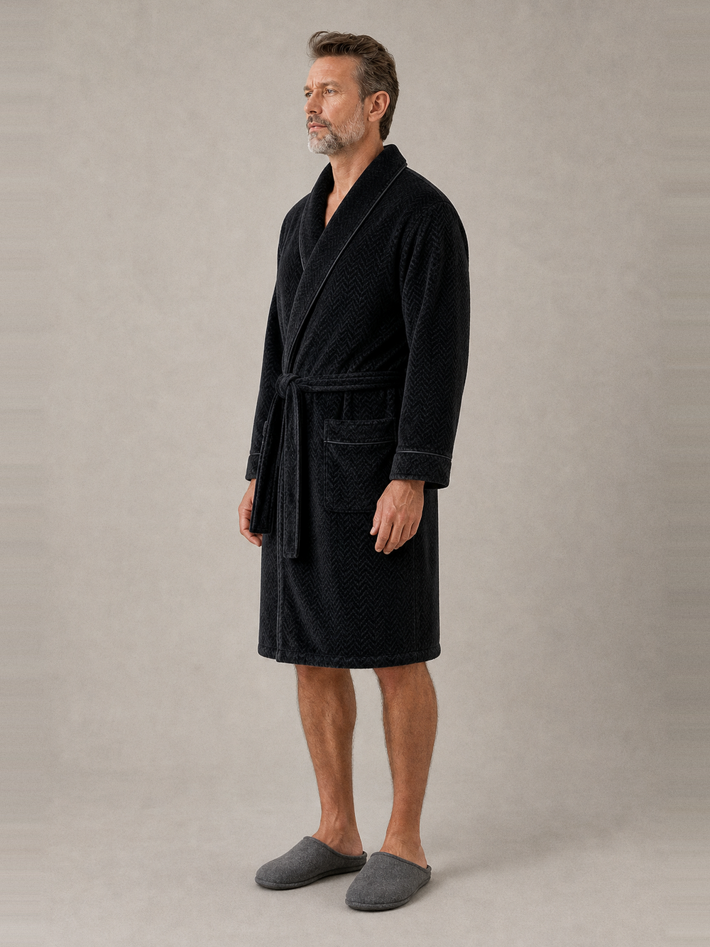 Peignoir homme luxe velours – longueur portée de profil