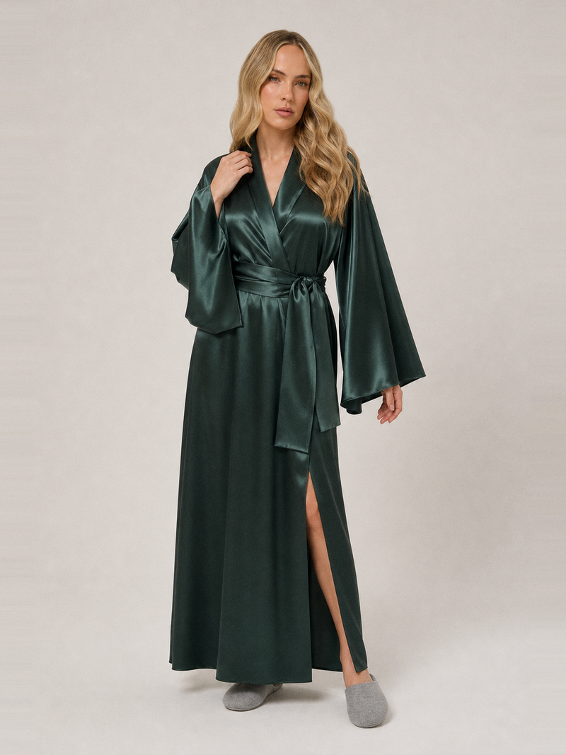 Peignoir kimono femme en satin long – portée de face
