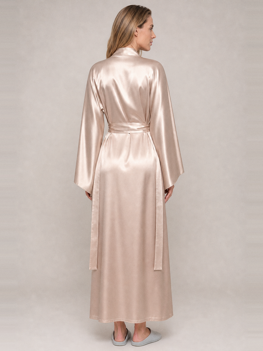 Peignoir long satin – vue de dos