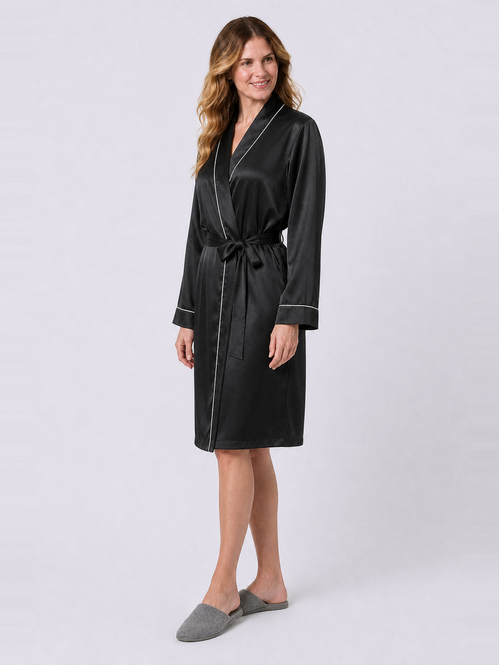 Peignoir soie femme luxe – longueur portée de profil