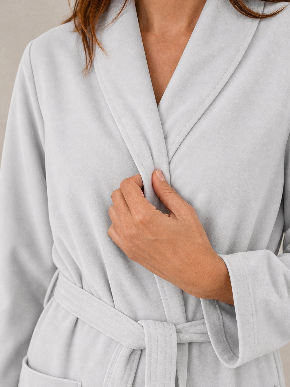 Robe de chambre blanche – gros plan matière
