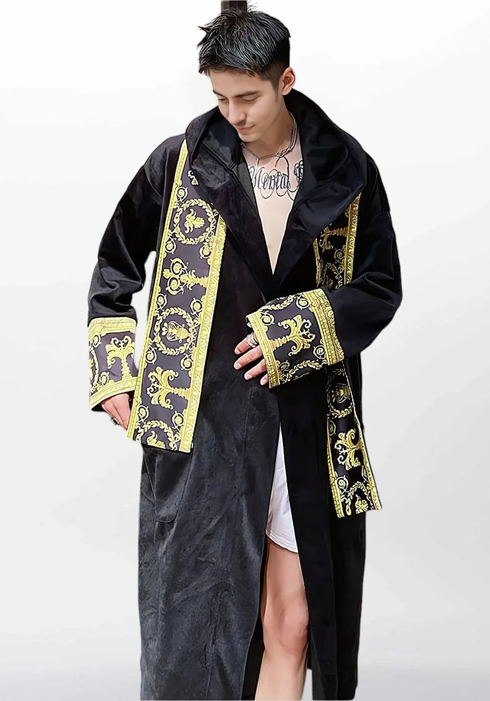 Vue de dos ou tombé, robe de chambre de luxe pour homme