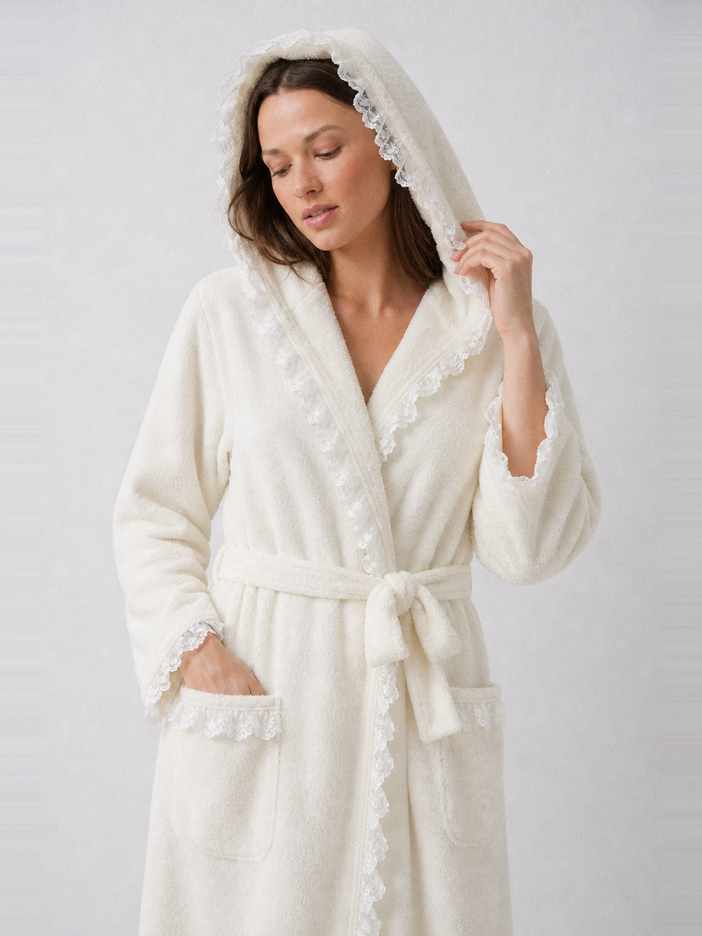 Robe de chambre dentelle – capuche