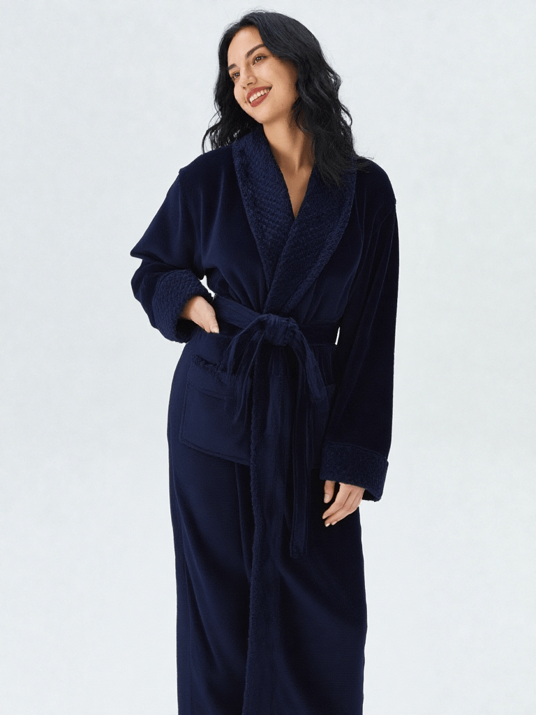 Robe de chambre en polaire pour femme, vue portée, bleu, chaud, femme, hiver, long, pilou, polaire, uni, velour