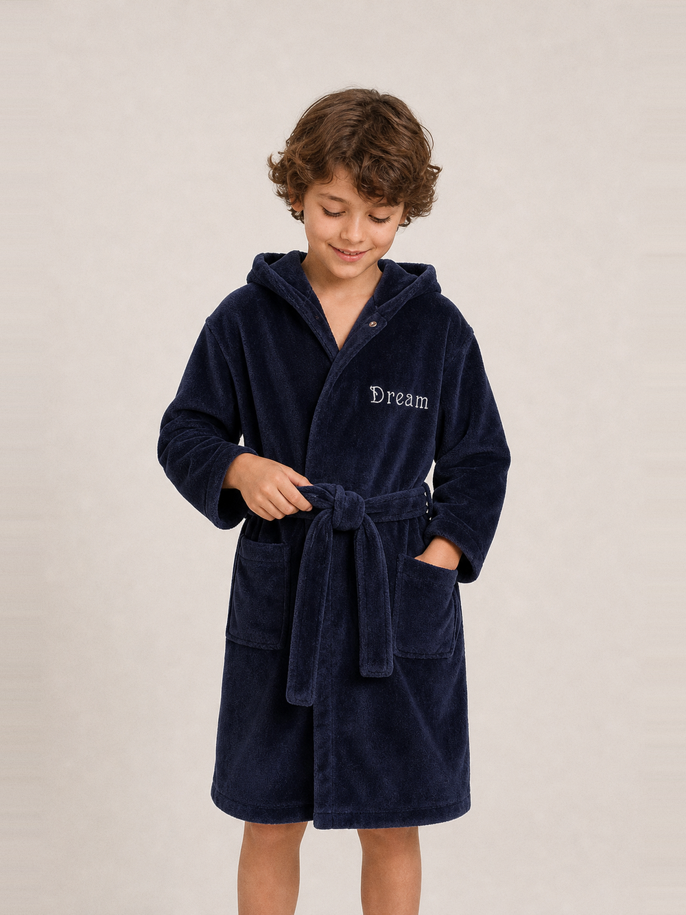 Robe de chambre enfant brodée – ceinture et poches