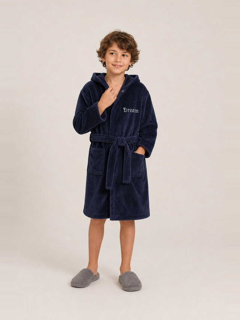 Robe de chambre enfant brodée – portée de face