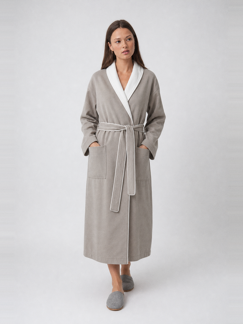 Robe de chambre épaisse – portée de face