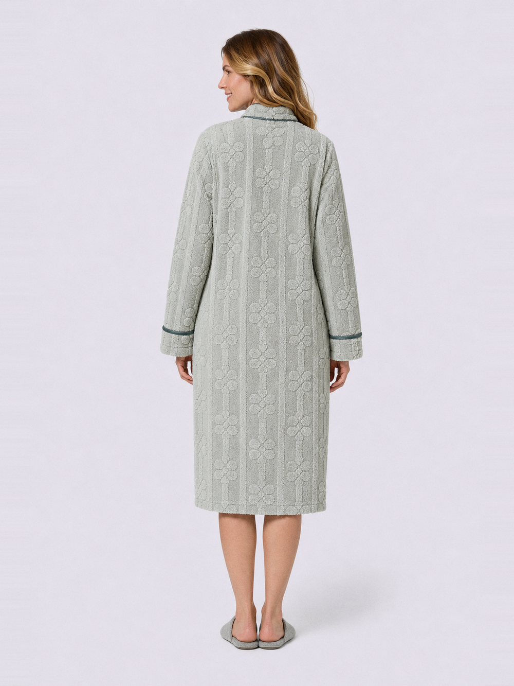 Robe de chambre femme longue boutonnée – vue de dos