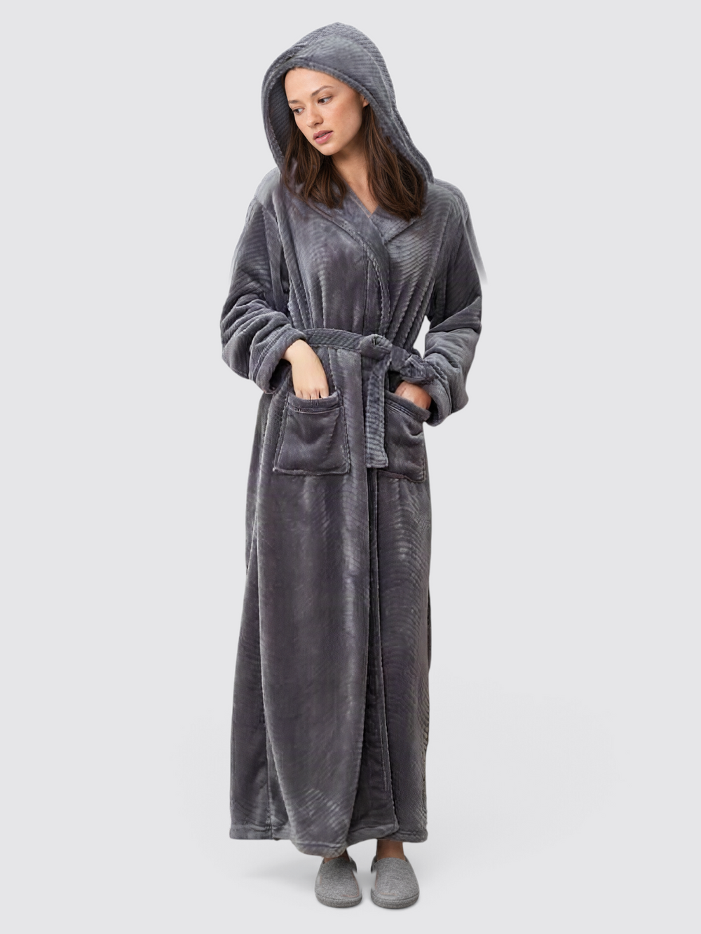 Robe de chambre polaire grise femme longue à capuche – portée de face