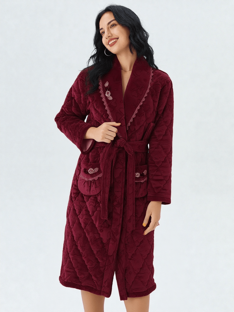 Robe de chambre femme velours, vue portée, chaud, chic, femme, grandetaille, kimono, long, luxe, matelasse, polaire, treschaud, uni, velour, violet