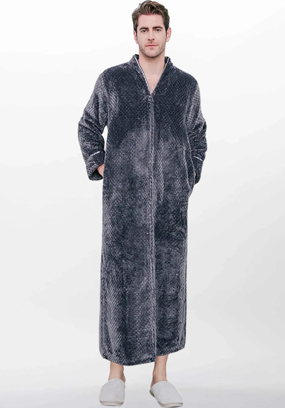 Vue de dos ou tombé, robe de chambre femme zippée