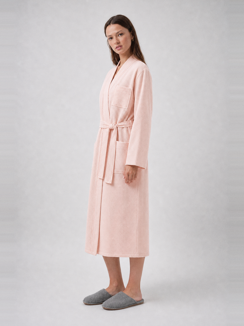 Robe de chambre gaufrée femme – longueur portée de profil
