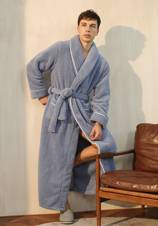 Robe de chambre en polaire homme sale