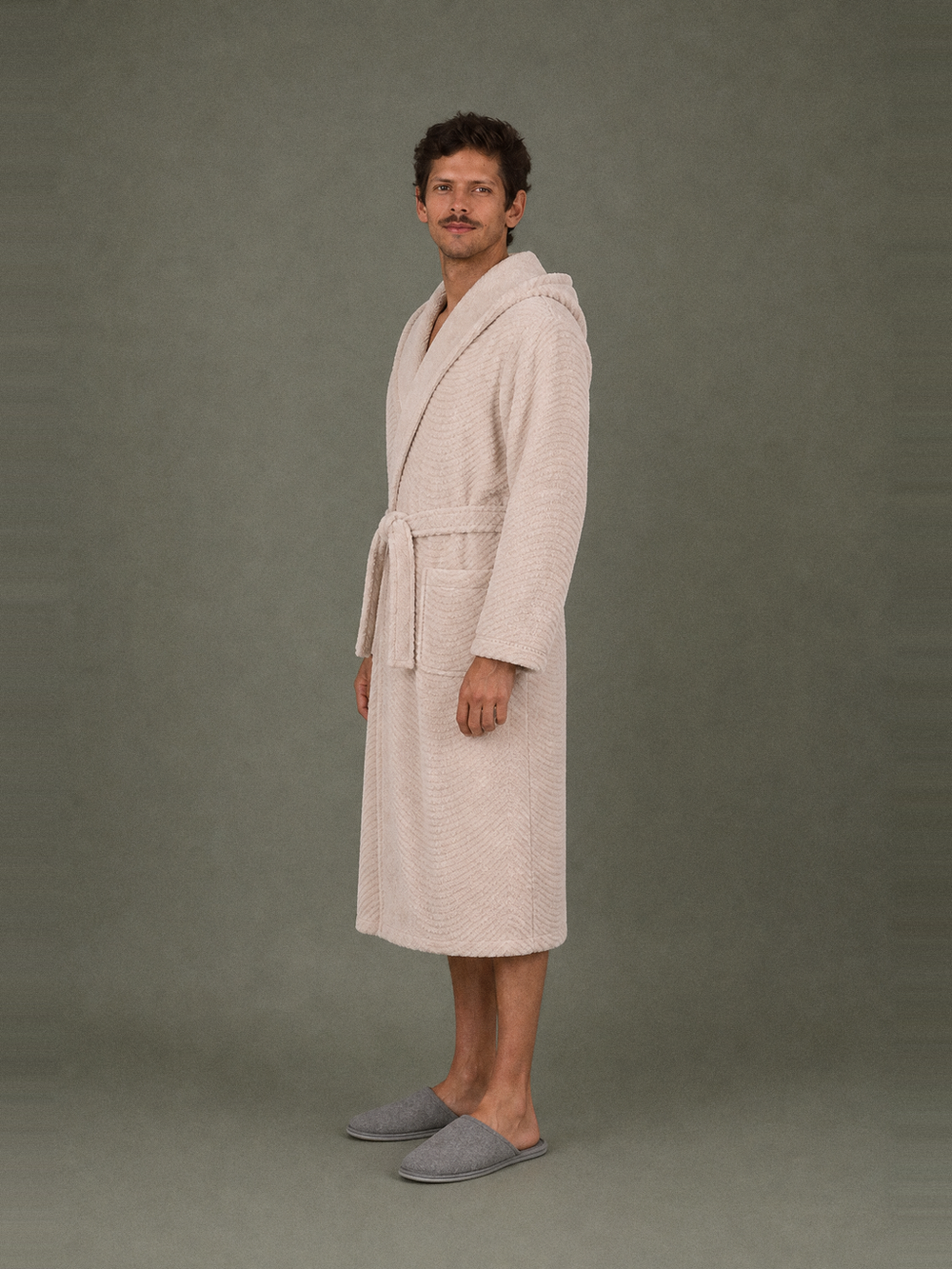 Robe de chambre longue polaire – longueur portée de profil