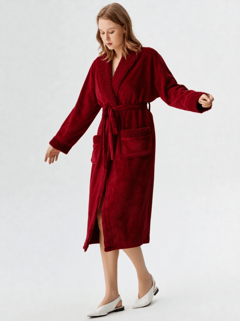 Robe de chambre longue velours femme, vue portée, chaud, femme, hiver, kimono, long, polaire, rouge, uni