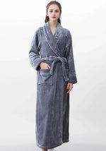 Grauer Damen-Bademantel aus Fleece  - Vignette | Ma robe de chambre