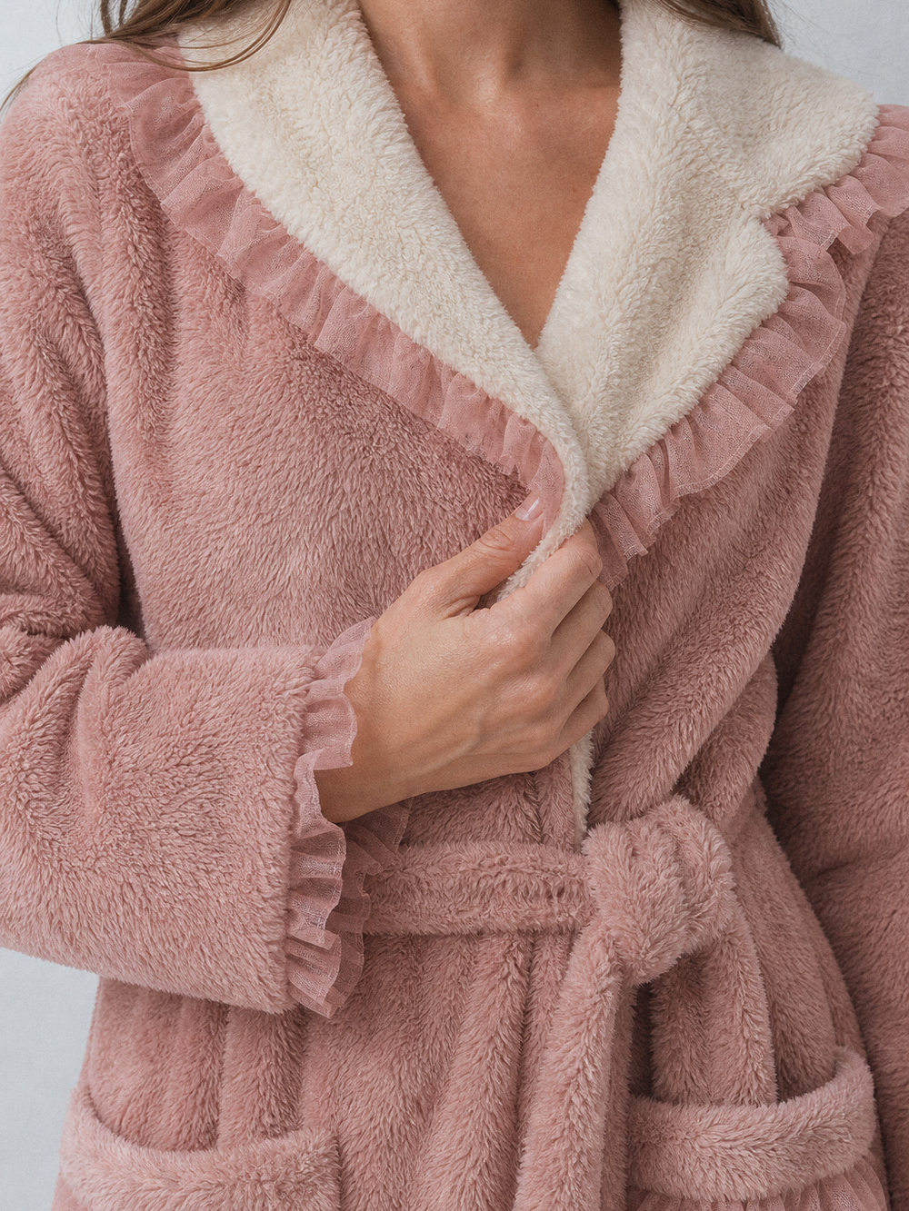 Robe de chambre rose – gros plan matière
