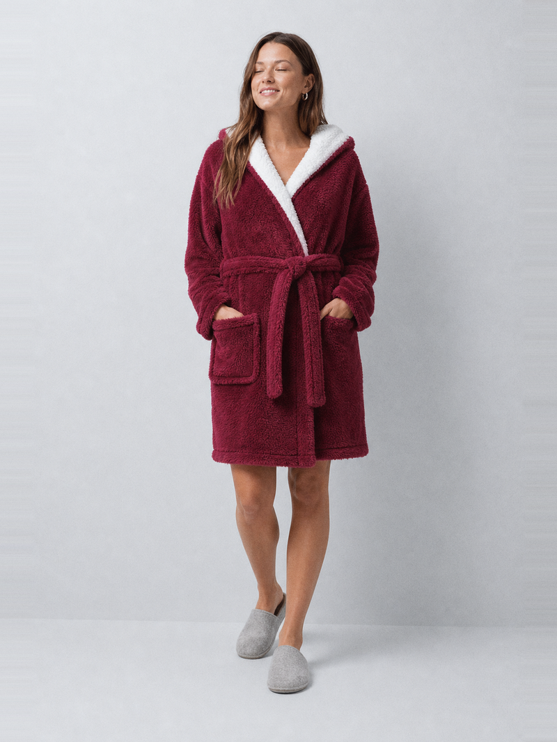 Robe de chambre rouge femme – portée de face