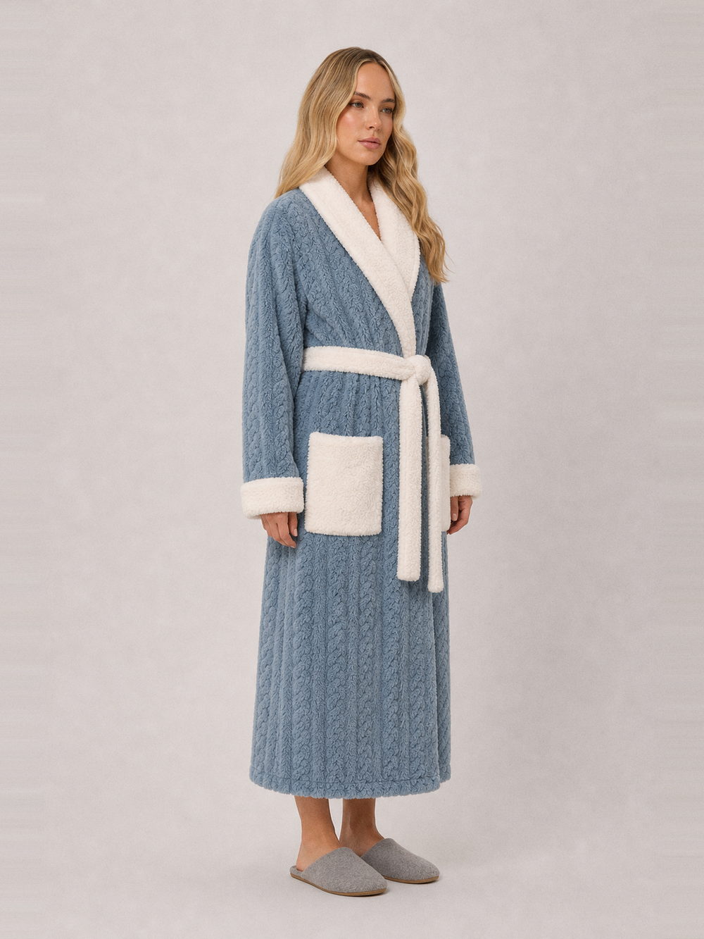 Robe de chambre ultra douce femme – longueur portée de profil