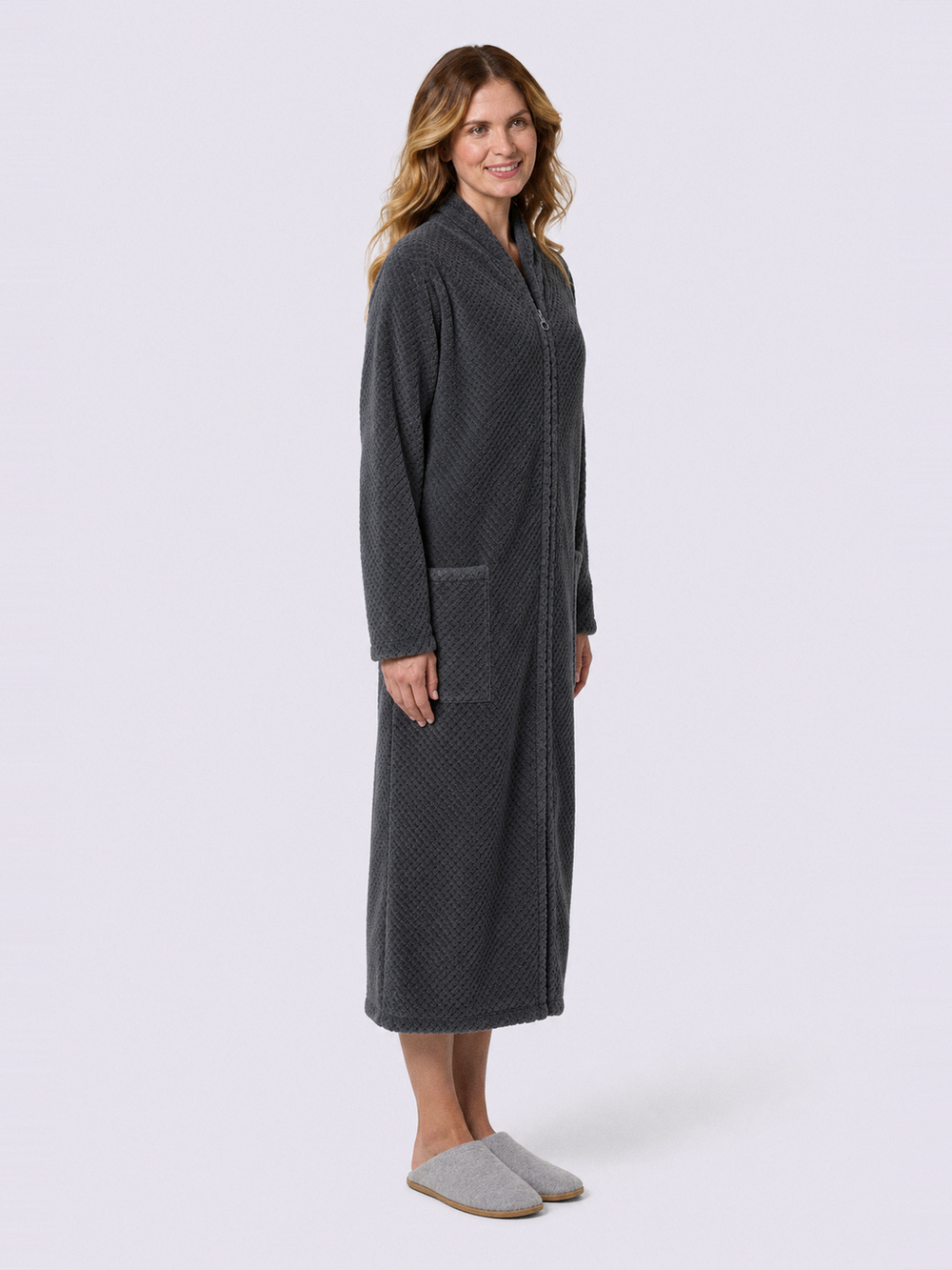 Robe de chambre zippée polaire – longueur portée de profil